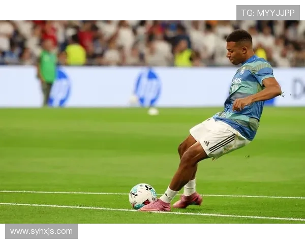 瓦伦西亚球迷骂姆巴佩冲击皇马