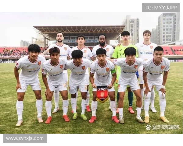 重庆铜梁龙开启首个中超赛季举行出征仪式 重庆铜梁龙开启首个中超赛季举行出征仪式